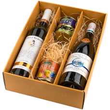 Víno z Kobylí Dárková sada vín s delikatesami   VII